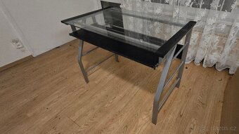 Prodám kancelářský stůl - 2