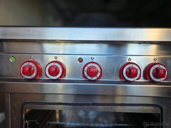 Gastro sporák 6 plotýnek - 2