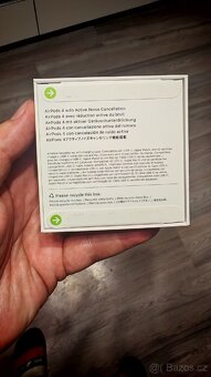 Apple AirPods 4 ANC - 2