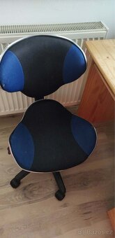 Psací stůl a židle - 2