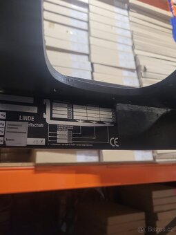 NAKLADAČ LINDE - 2
