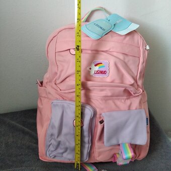 Nový batoh s přívěškem - 2