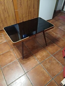 Konferenční stolek - 2