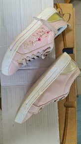 Dívčí botky vel.33, 35 - 2