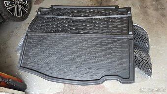 Vana do kufru Toyota Corolla Cross ORIGINÁL - 2