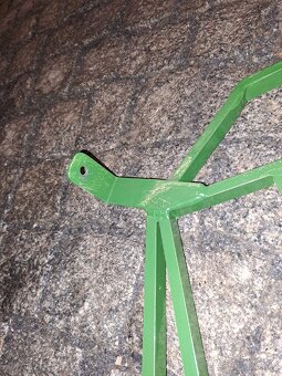 Suzuki Jimny -Přepàžka zadní části - 2