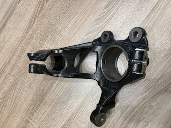 Levá přední tehlice ford Connect - 2