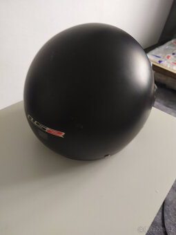Přilba na skůtr LS2 černá - 2