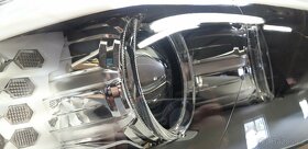 Svetla BMW F10 dynamic - 2
