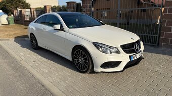 Mercedes-Benz E350CDI Panorama AMG Paket - 2