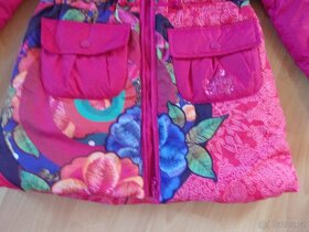 DESIGUAL bunda vel.158 - 2