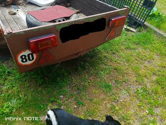 Vlek za auto - 2