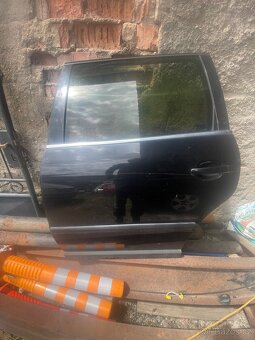 Zadní dveře Passat b5.5 combi černá barva - 2