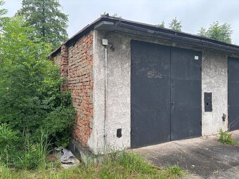 Prostorná garáž Petřvald u Karviné - 10 minut z Ostravy - 2