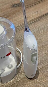 Philips Sonicare AirFloss Ultra - 2