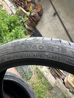 Continental 225/40/19 - RUNFLAT - 2