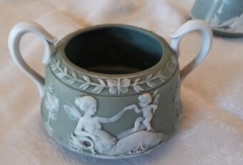 Cukřenka a konvička na smetanu, Wedgwood, Anglie - 2
