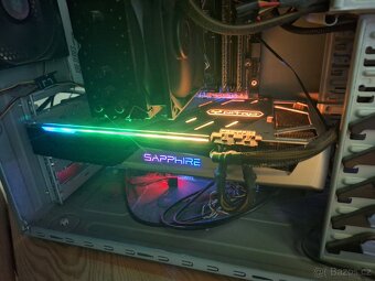 Sapphire Radeon RX 5700 XT NITRO+ 8GB - 2