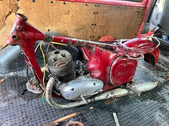 Jawa 353 panelka - 2