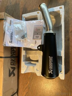 výfuk Akrapovič , Husqvarna Vitpilen 125/401 - 2