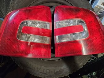 Prodám zadní světla Škoda Octavia 2 combi - 2
