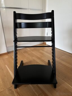 Rostoucí židle Stokke Tripp Trapp, černá - 2