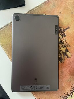 Tablet Lenovo M8 - 2
