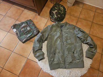 Army komplet - 2x taktická vesta, bunda, helma - 2