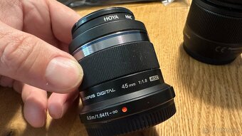 Panasonic Lumix GH5 - objektivy - SmallRig - baterie - 2