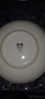 Malé a velké mělké talíře IKEA - 2
