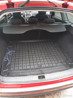 Roleta zavaz. Prostoru Ford Focus mk2 - 2