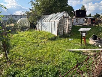 Pronájem zahrady Slovany - 2