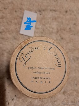 staré kosmet. krabičky a pudřenky z I. republiky - 2