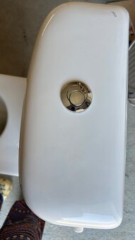 Zvýšený záchod - 2