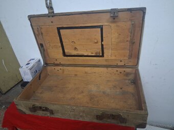 Stará vojenská bedna - 2