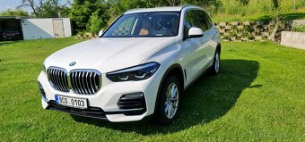 BMW X5 4.0i - 2