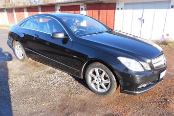 Mercedes-Benz Třídy E 250 kupé, coupe - 2