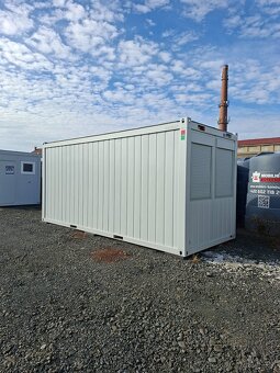 Moderní kancelář v kontejneru - 2