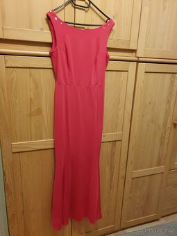 Dámské  společenské šaty - 2