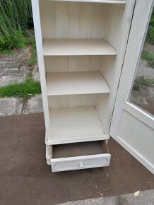 Starožitná vitrína - 2