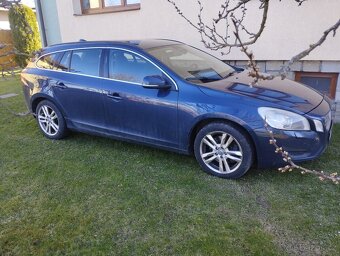 Volvo V60 D5 151kW - 2