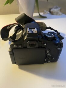 Digitální zrcadlovka Canon EOS 600D + 18-55 EF-S IS II - 2