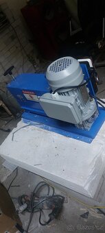 Loupacka kabelu s el.motorem 230v - 2