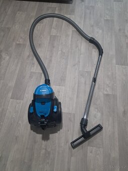 Vysavač Bosch BGS05X240 - 2