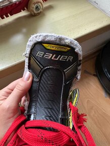 Bauer Supreme, vel 5 tuhost 2. 2 sezony nošené - 2