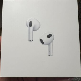 Apple Airpods (3rd gen.) Lightning port case - 1800czk - 2