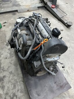 Plně funkční motor AUB - 2