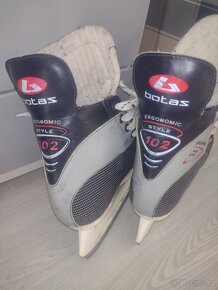 Brusle Botas, velikost 42 - 2