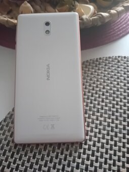 Mobilni telefon Nokia 3 - 2