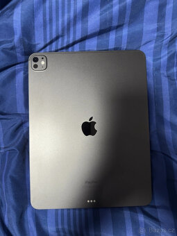 ipad pro 13" - 2